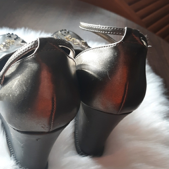 Metallic Bronze wedge sandals - Picture 6 of 8